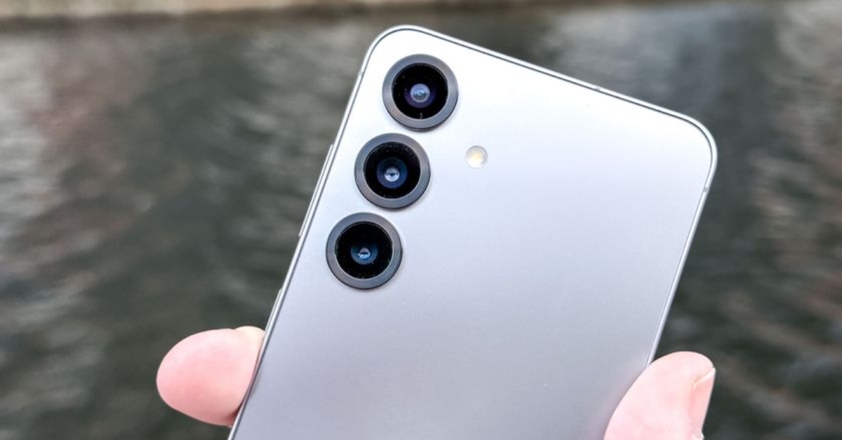 Camera nâng cấp với camera góc siêu rộng 12MP